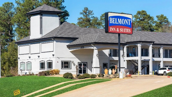 Belmont Inn and Suites image 1